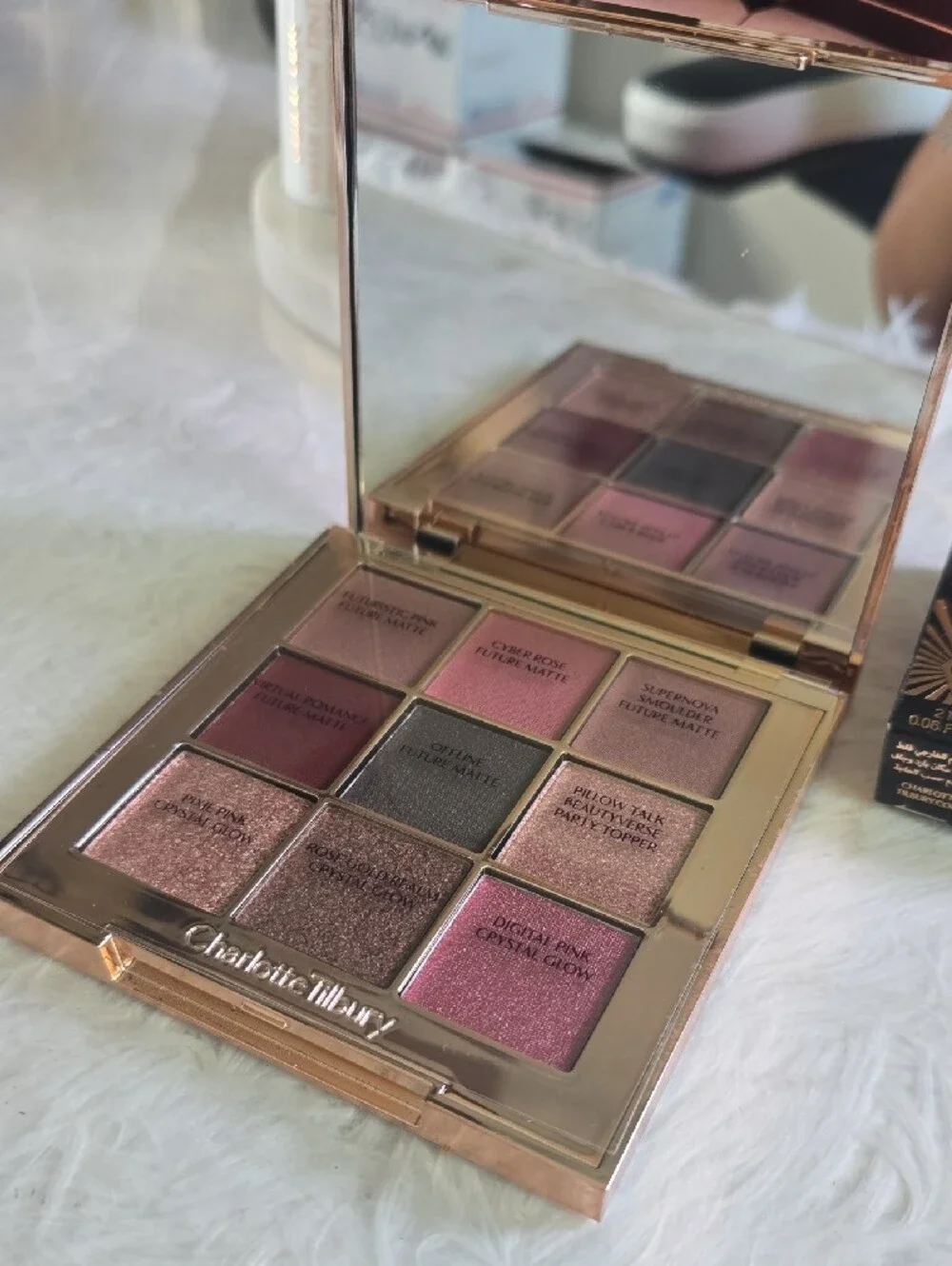 Charlotte Tilbury Pillow Talk Beautyverse Love Palette - No Box